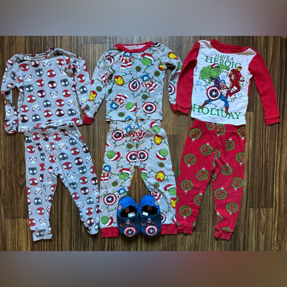 Marvel Other - Bundle of 4. 3 pair of 4T marvel pajamas and 1 pair of size 7/8 marvel slippers